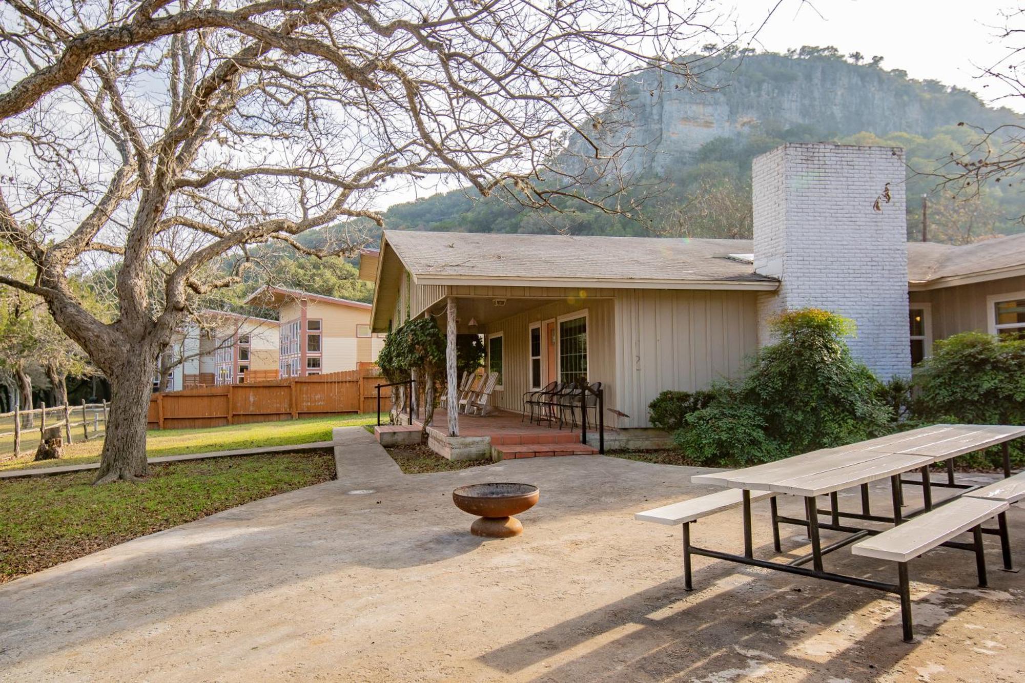 Seven Bluff Cabins Concan Esterno foto