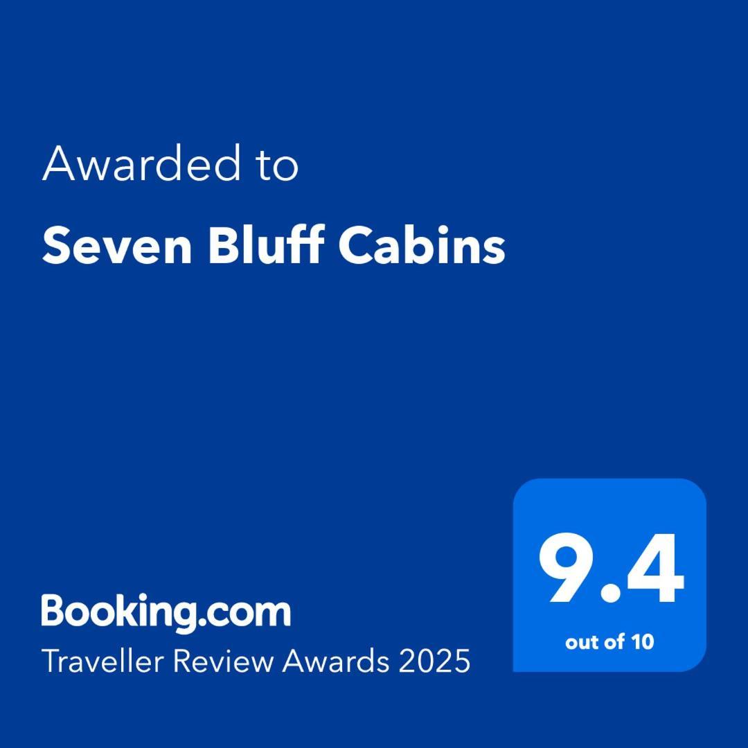 Seven Bluff Cabins Concan Esterno foto